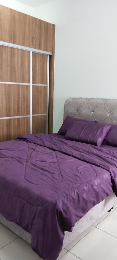 Mqa Homestay Сепанг Экстерьер фото